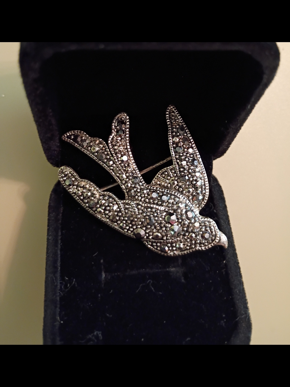 3 Vintage Brooch Pins Marcasite Pearl CZ - Bird Flower Pearl, Very Good Cond! - Picture 4 of 12